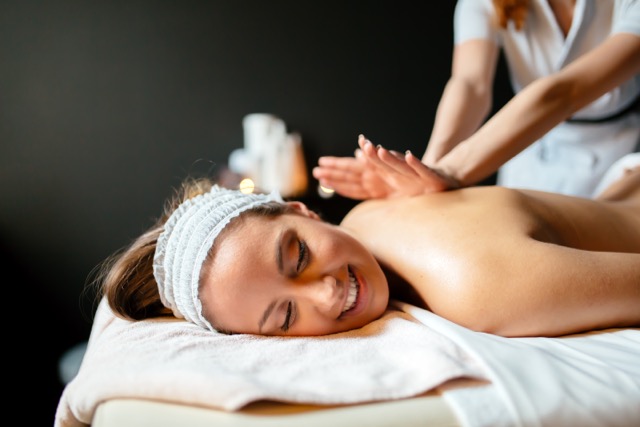 Lady enjoying a spa service